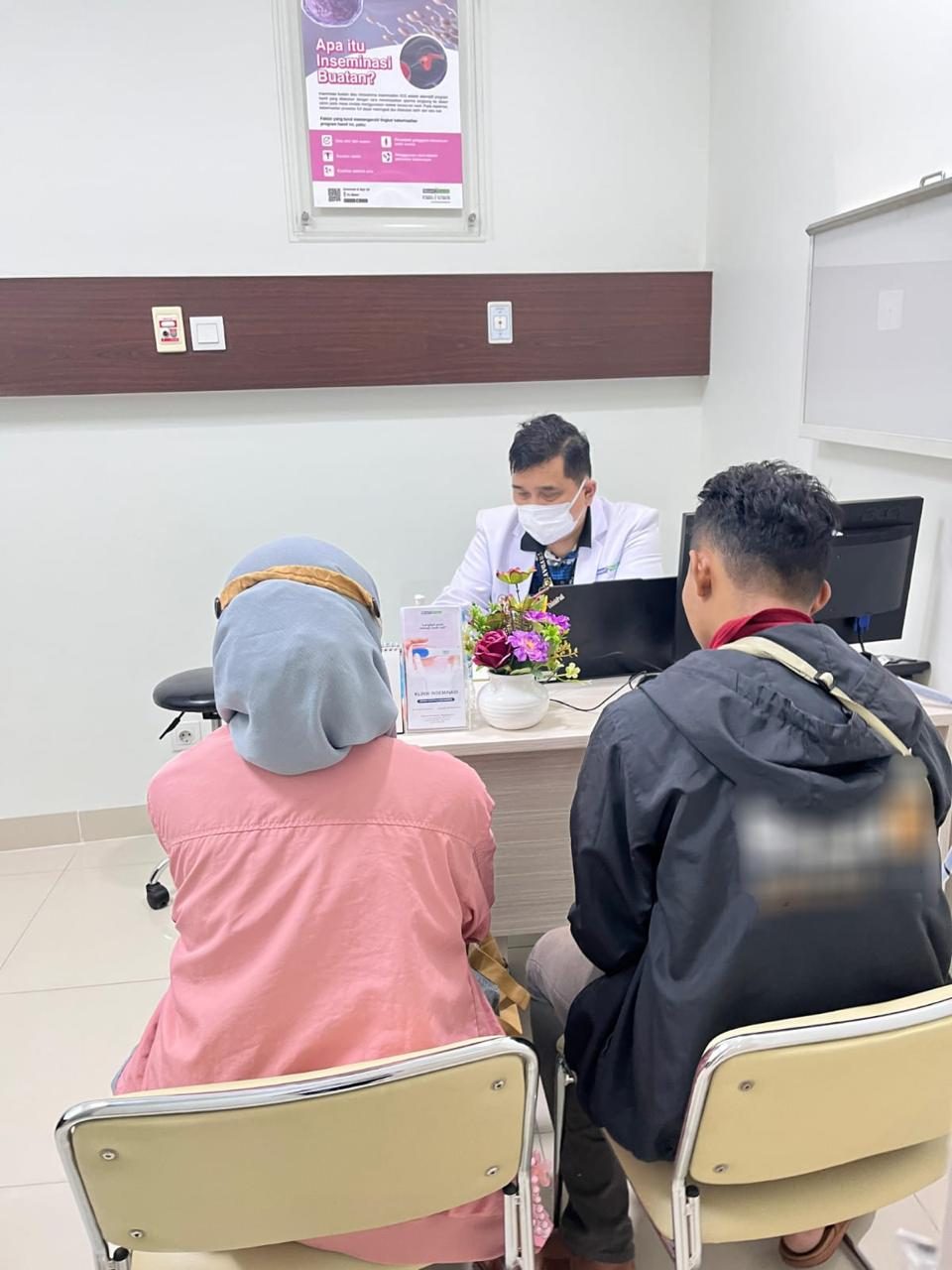Konsultasi pasangan di Klinik Inseminasi